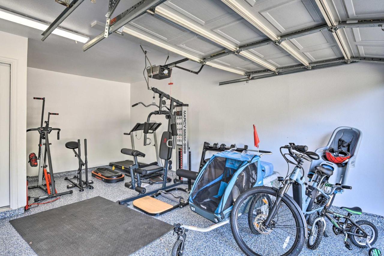 Arlington Family Retreat Home Gym, Patio And Yard Екстериор снимка
