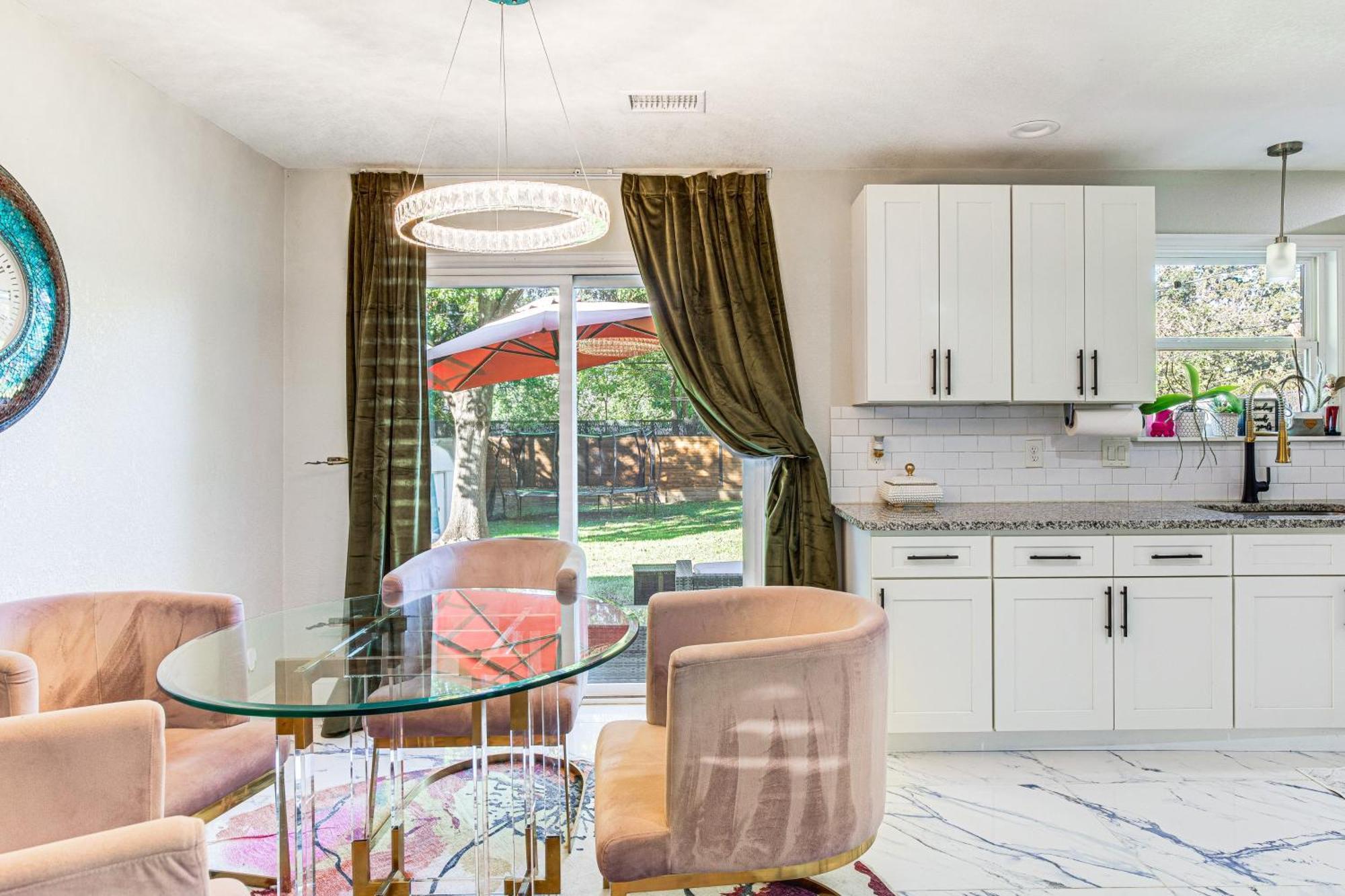 Arlington Family Retreat Home Gym, Patio And Yard Екстериор снимка